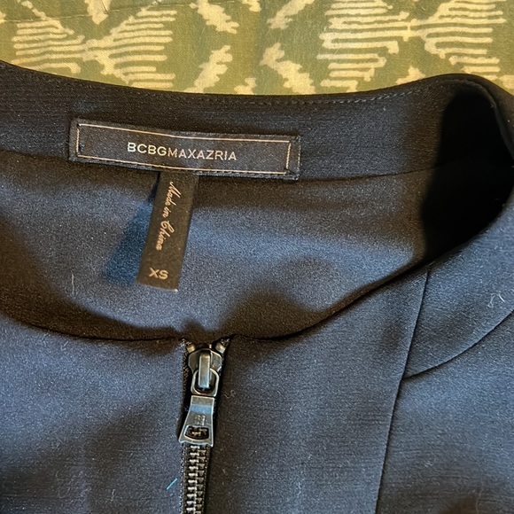 BCBG PEPLUM TOP SIZE XS - Picture 2 of 4